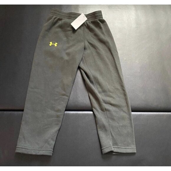 NWT Under Armour Hoodie & jogger Set Boys Size 4T - Picture 3 of 3